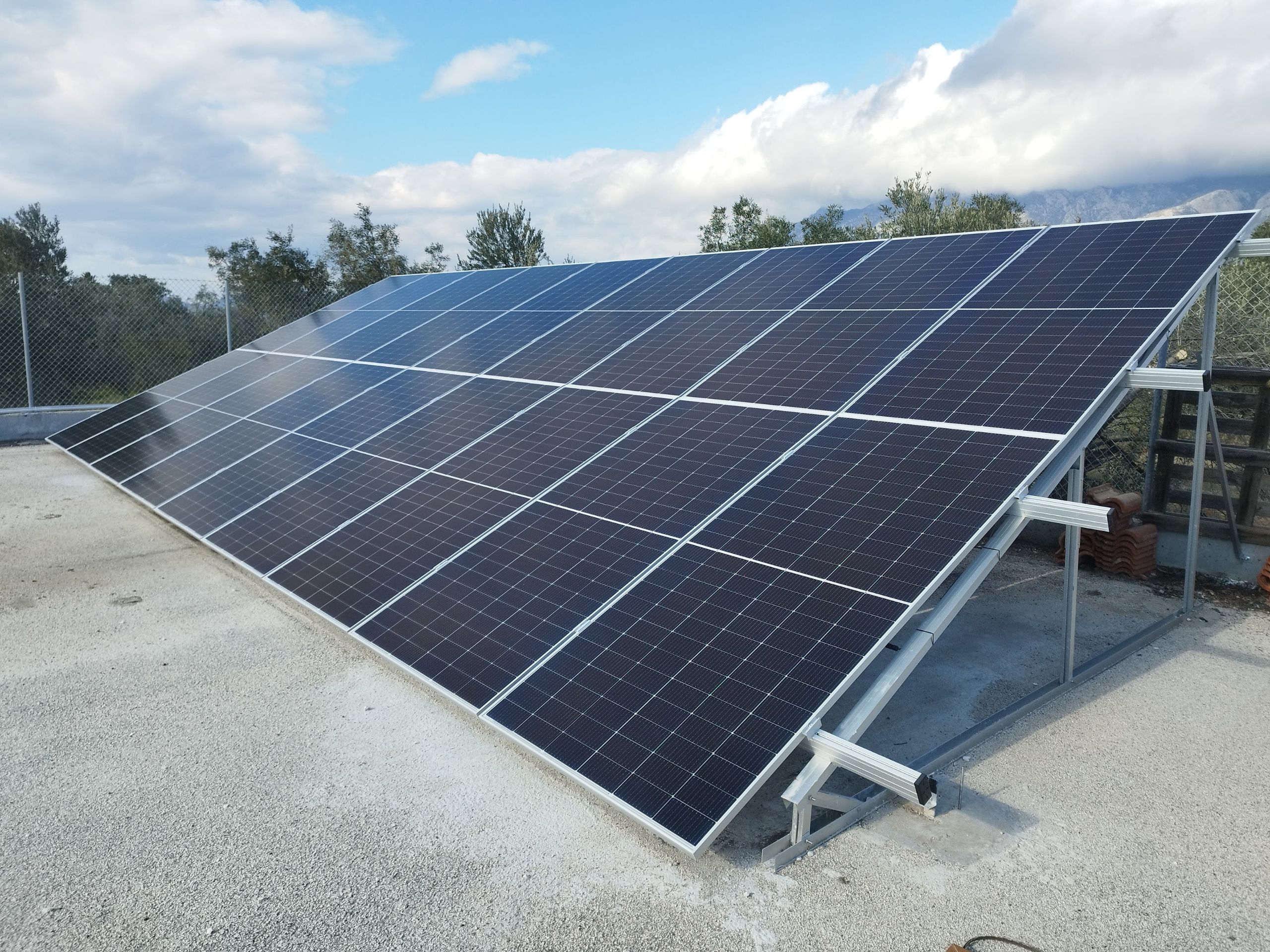 fotovoltaiko-10-26kwp-net-billing-monokatoikia-loytraki_1