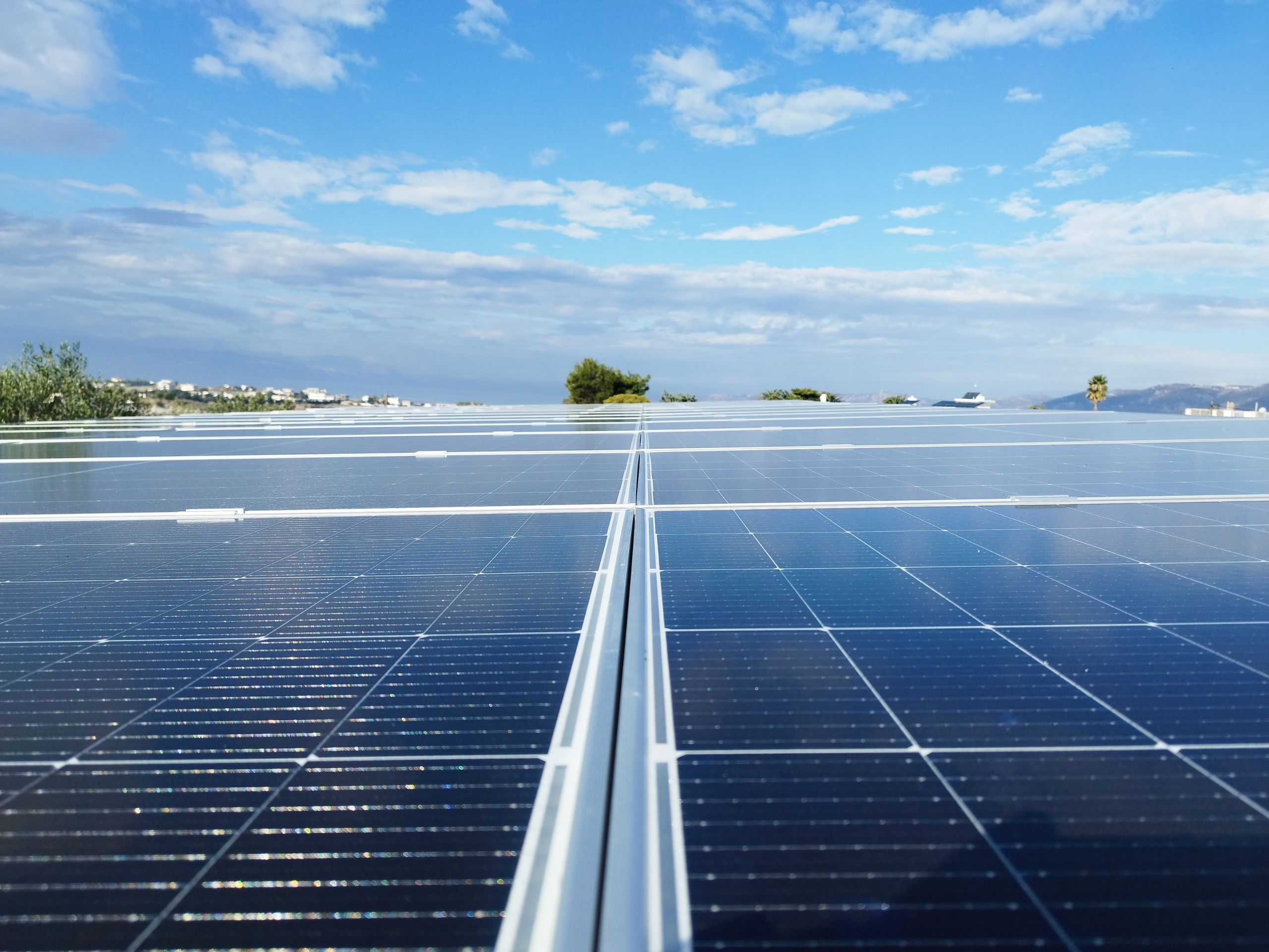 fotovoltaiko-20-52kw-me-mpataria-solax-32-4kwh-zero-feed-in-monokatoikia-loytraki_4